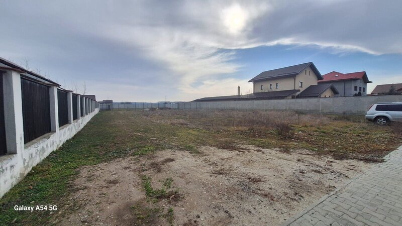 Giulesti vanzare teren intravilan